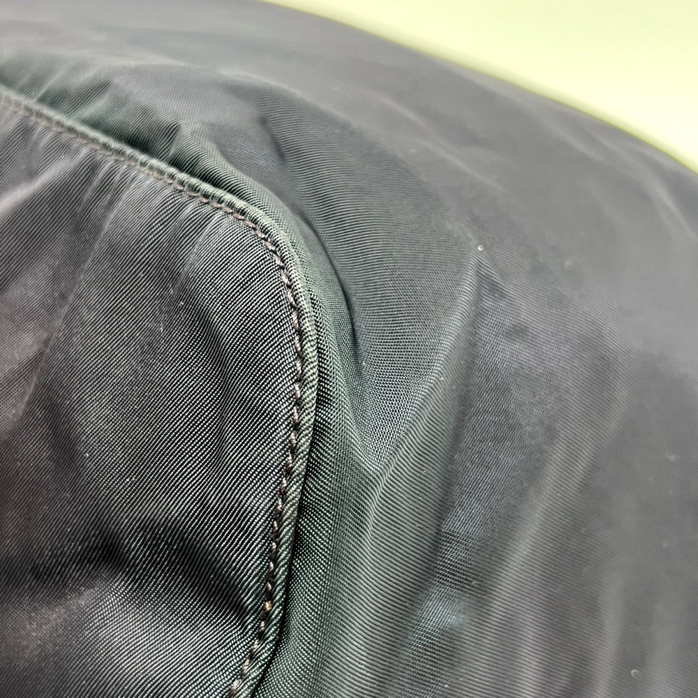 PRADA Bag - Picture 9 of 16